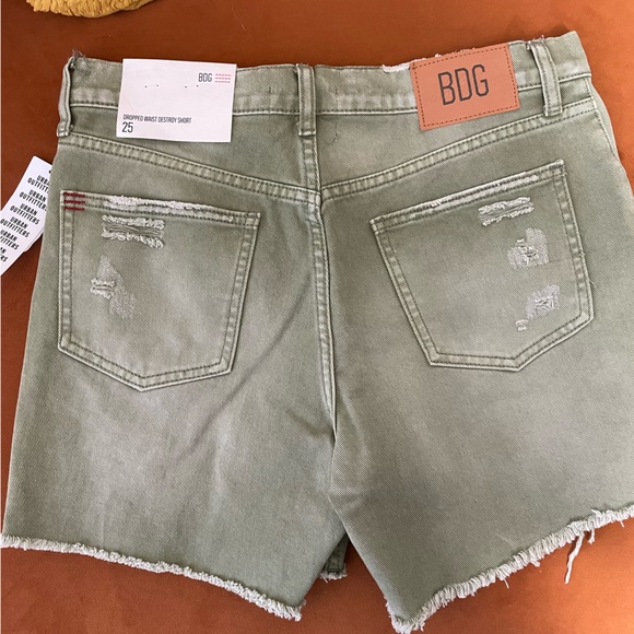 Urban Outfitters BDG Destroyed Dropped Waist Shorts - Picture 3 of 4